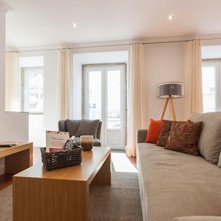 Feels Like Home S. Bento Luxus With Terrace ลิสบอน ภายนอก รูปภาพ